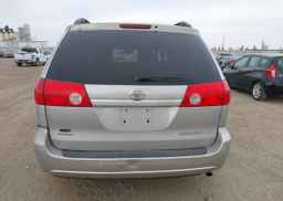 2010 TOYOTA SIENNA CE