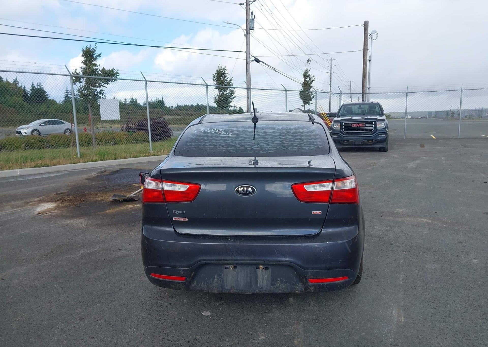 2014 KIA RIO LX