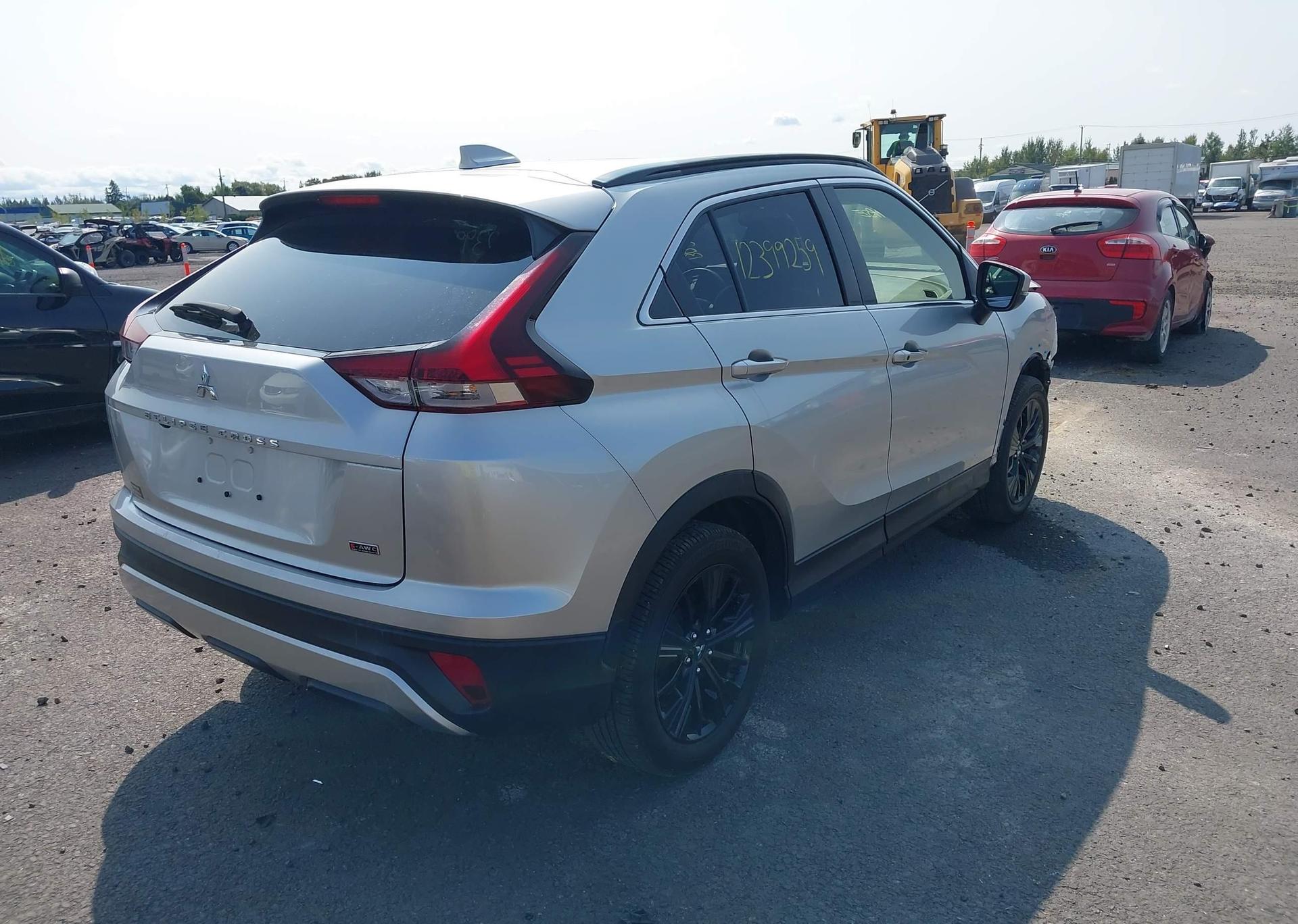 2022 MITSUBISHI ECLIPSE CROSS LE