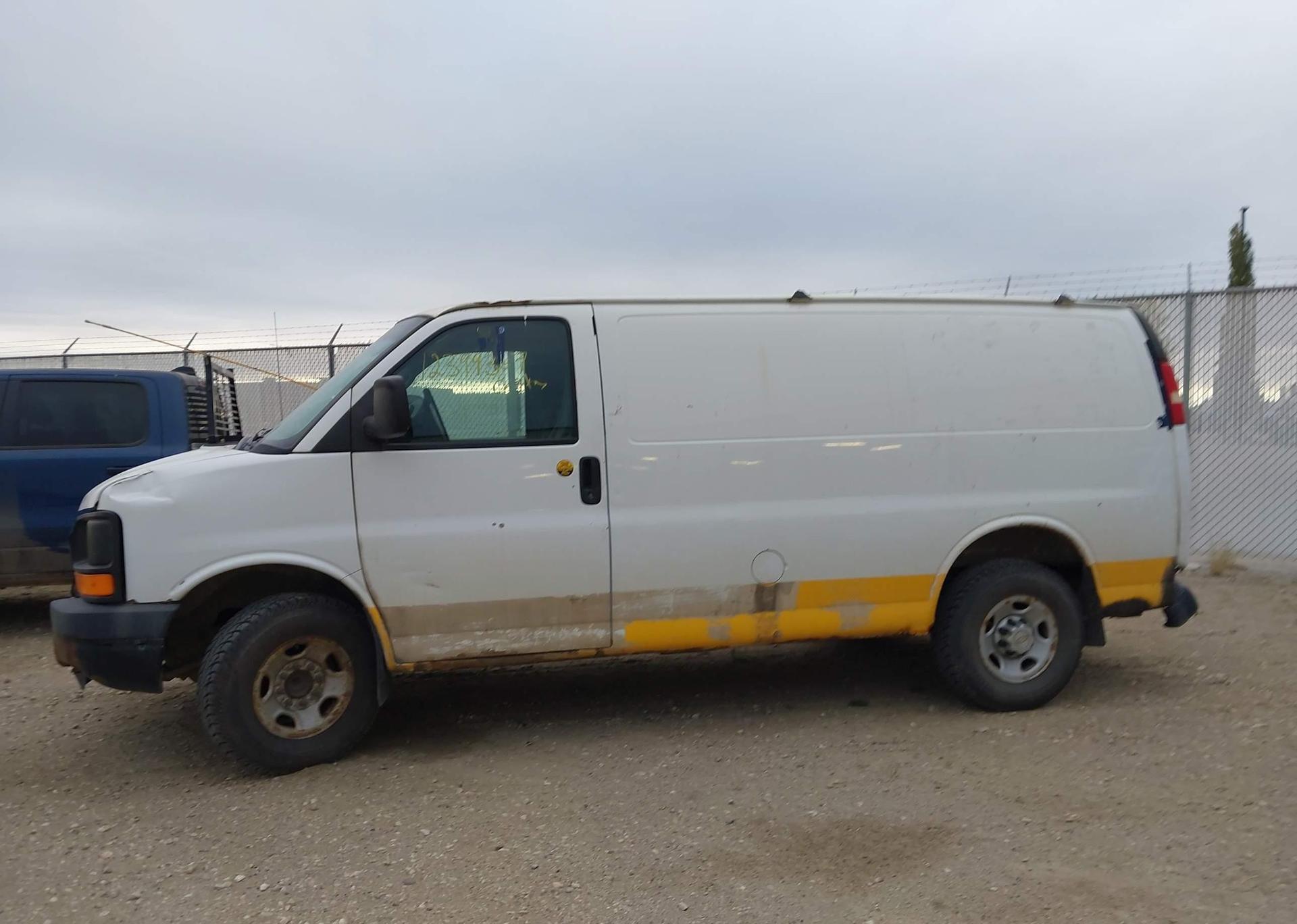 2009 CHEVROLET EXPRESS G3500