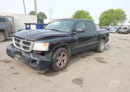 2008 DODGE DAKOTA QUAD SLT
