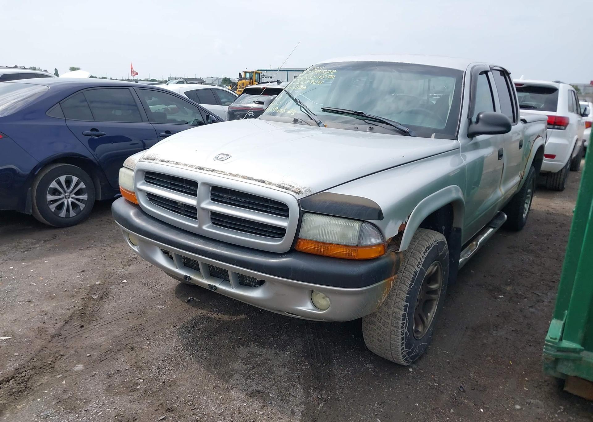 2003 DODGE DAKOTA SPORT