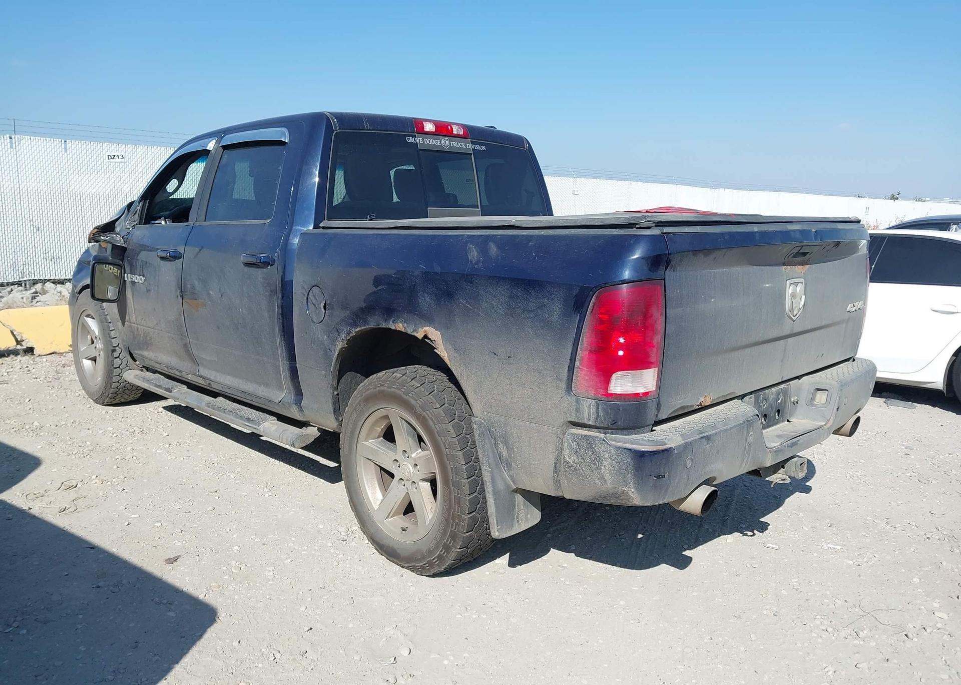 2012 DODGE RAM 1500 SPORT
