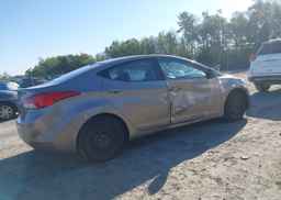2013 HYUNDAI ELANTRA GL