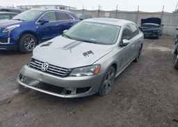 2012 VOLKSWAGEN PASSAT 2.5L COMFORTLINE