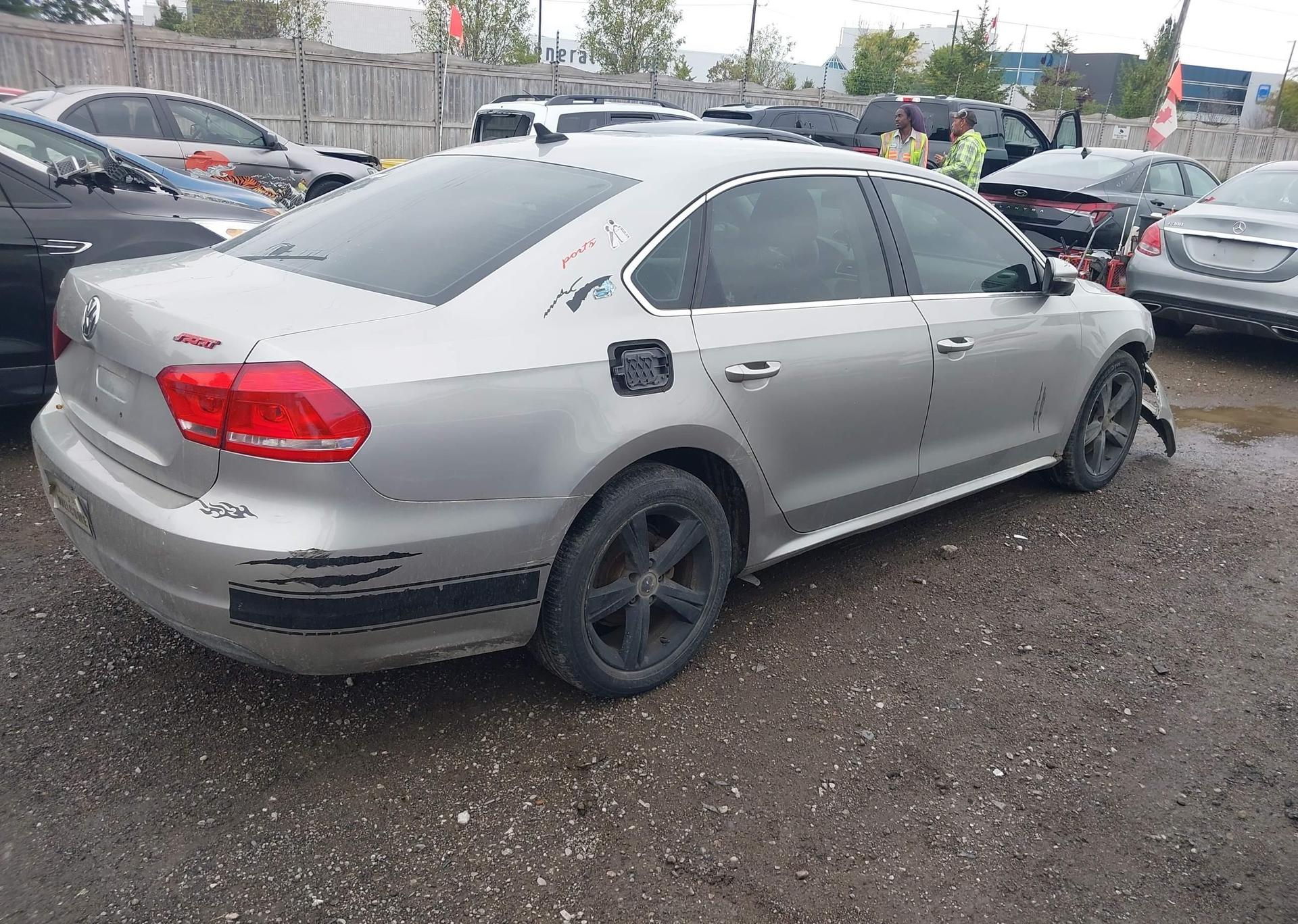 2012 VOLKSWAGEN PASSAT 2.5L COMFORTLINE