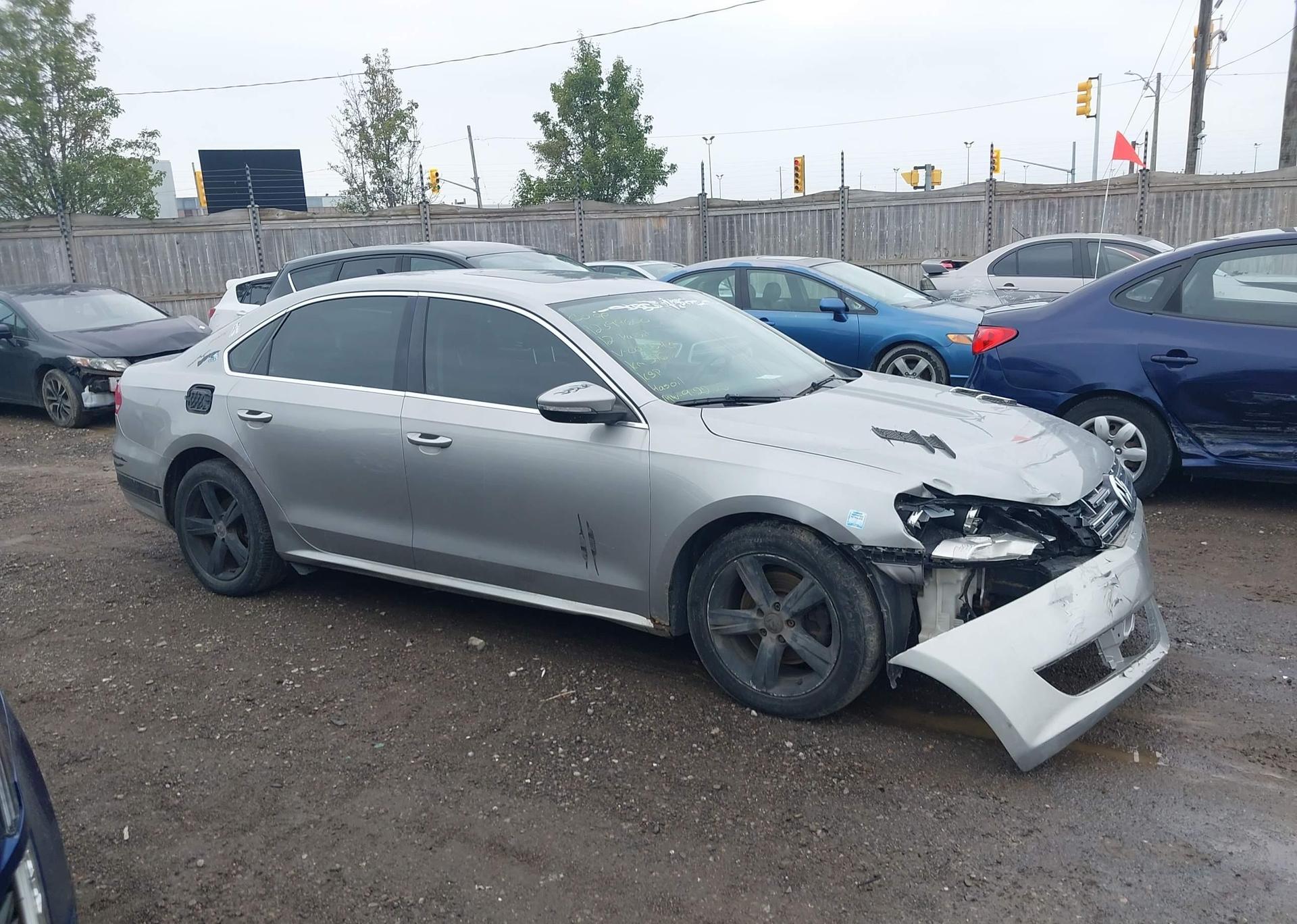 2012 VOLKSWAGEN PASSAT 2.5L COMFORTLINE