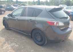 2011 MAZDA 3 S