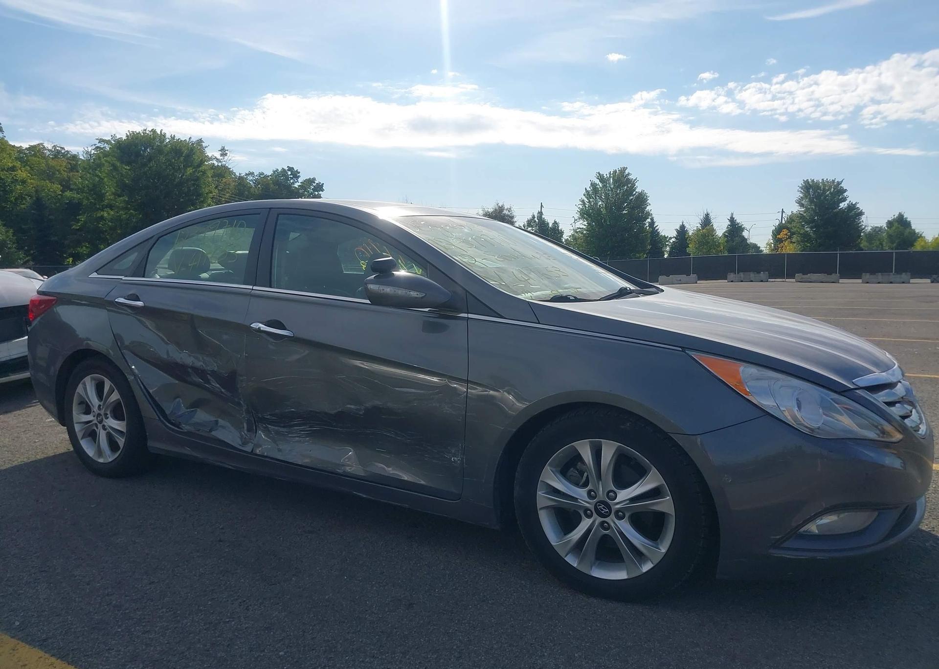 2012 HYUNDAI SONATA SE