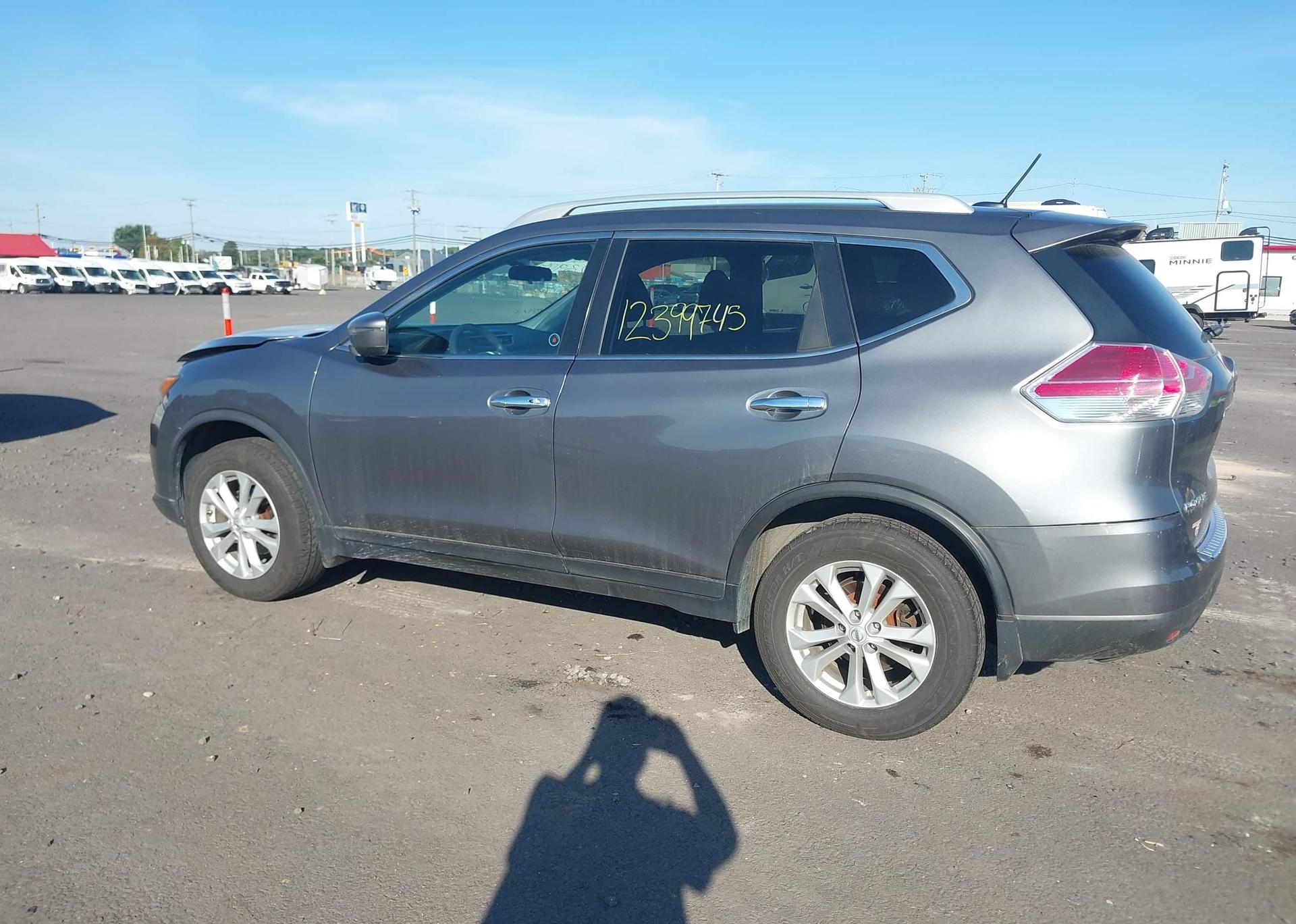 2016 NISSAN ROGUE