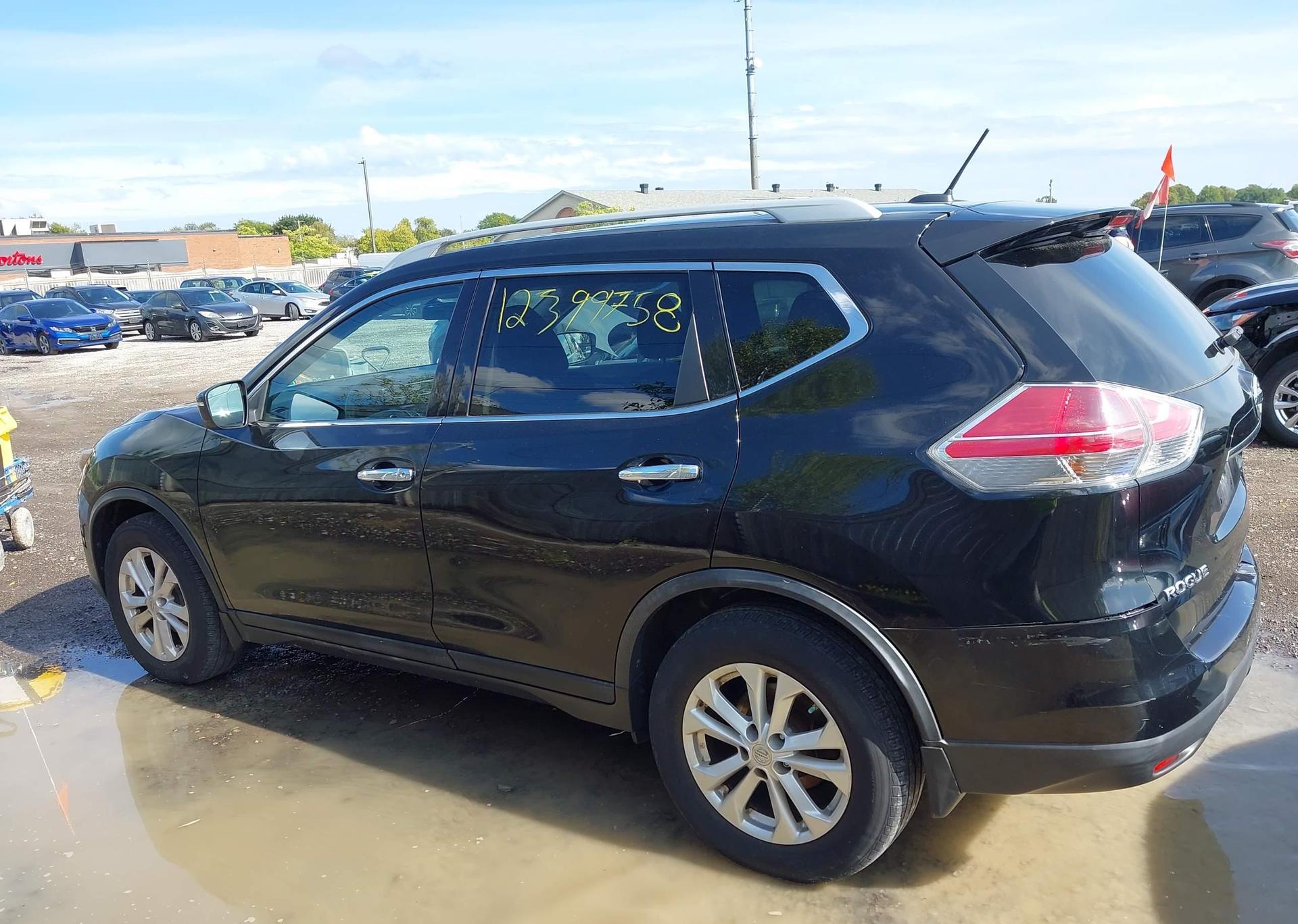 2014 NISSAN ROGUE