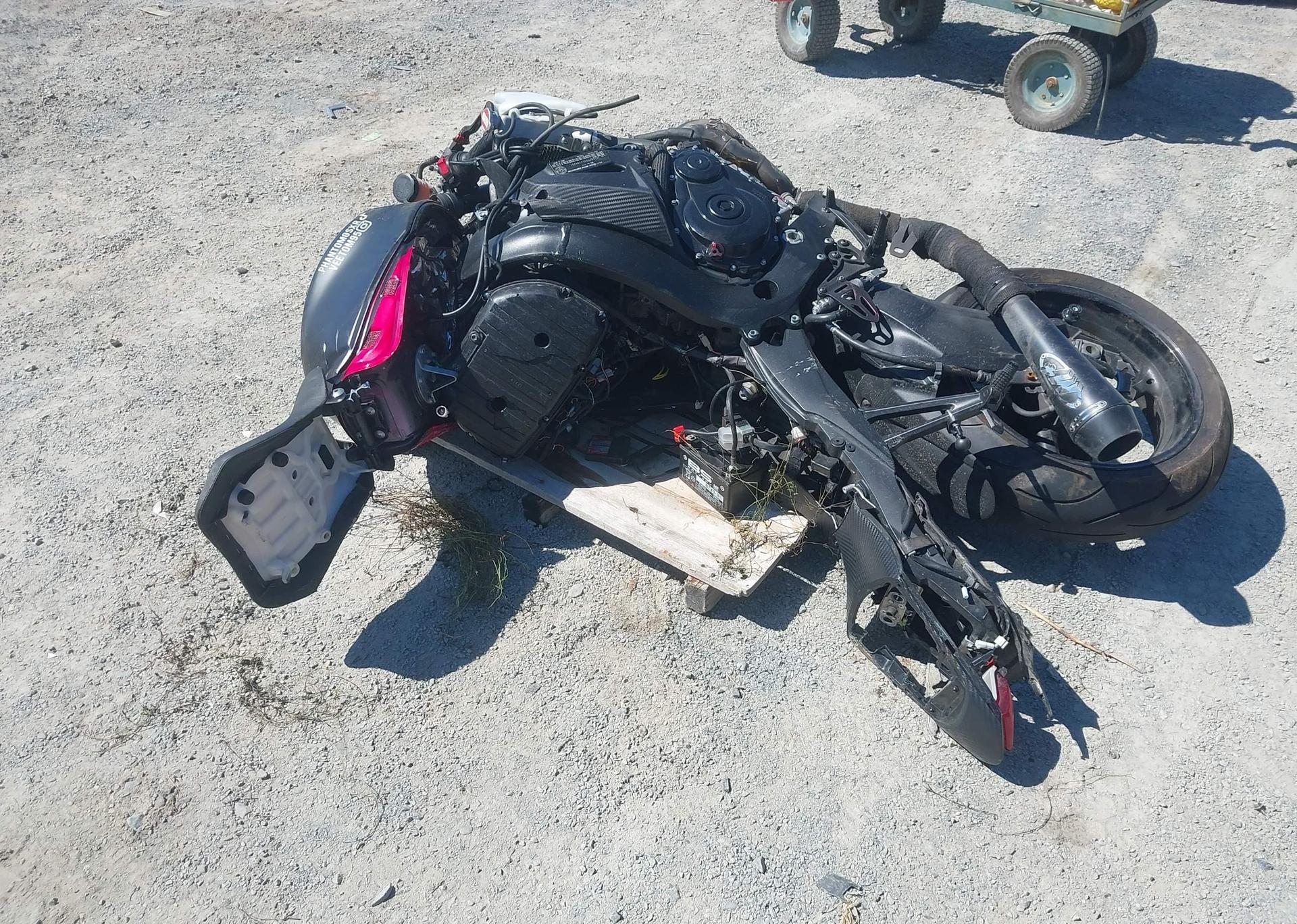 2012 SUZUKI GSX-R600