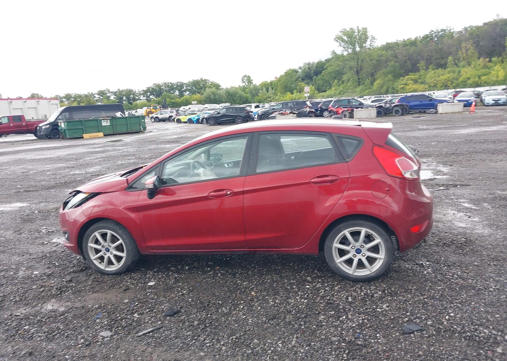 2014 FORD FIESTA SE