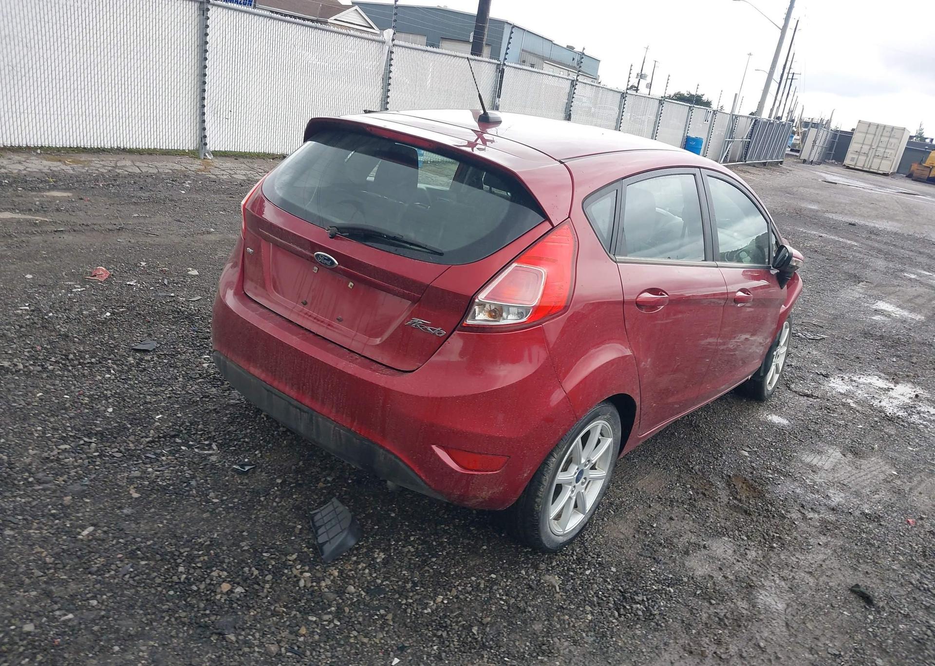 2014 FORD FIESTA SE