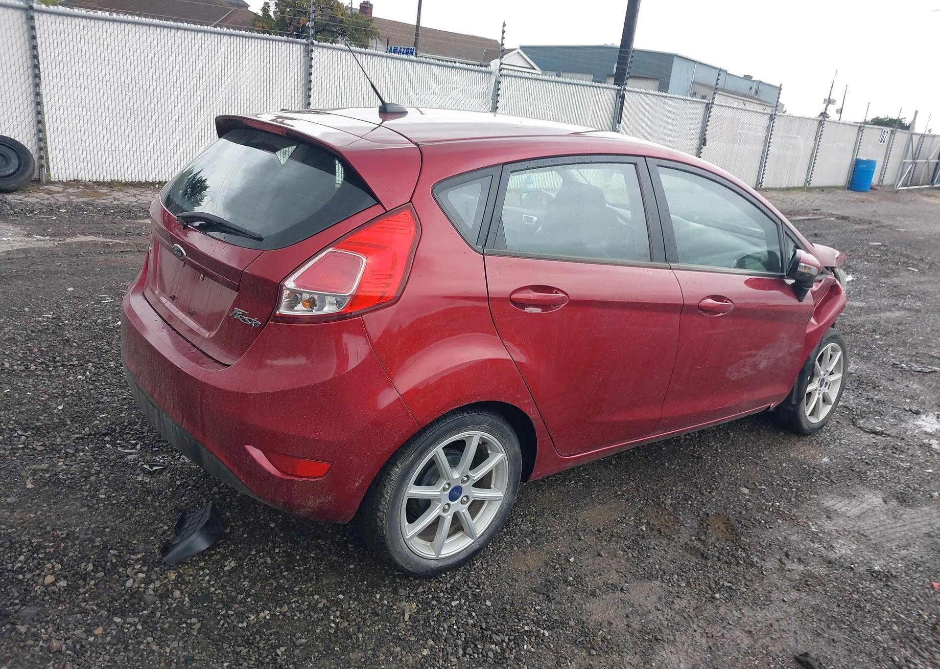2014 FORD FIESTA SE