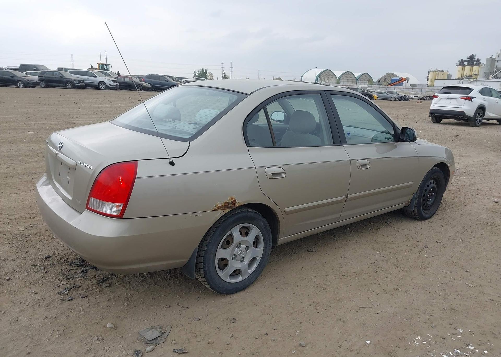 2002 HYUNDAI ELANTRA GLS