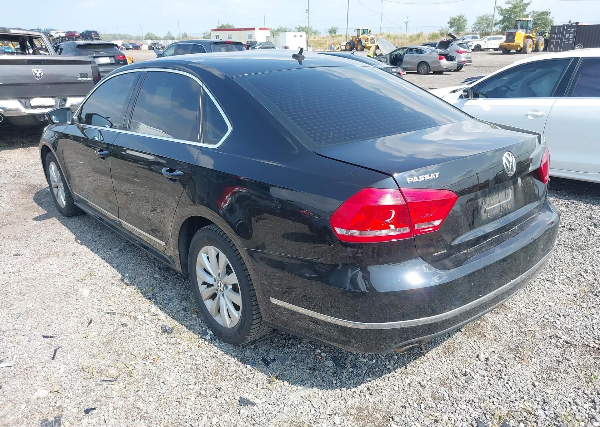 2014 VOLKSWAGEN PASSAT S