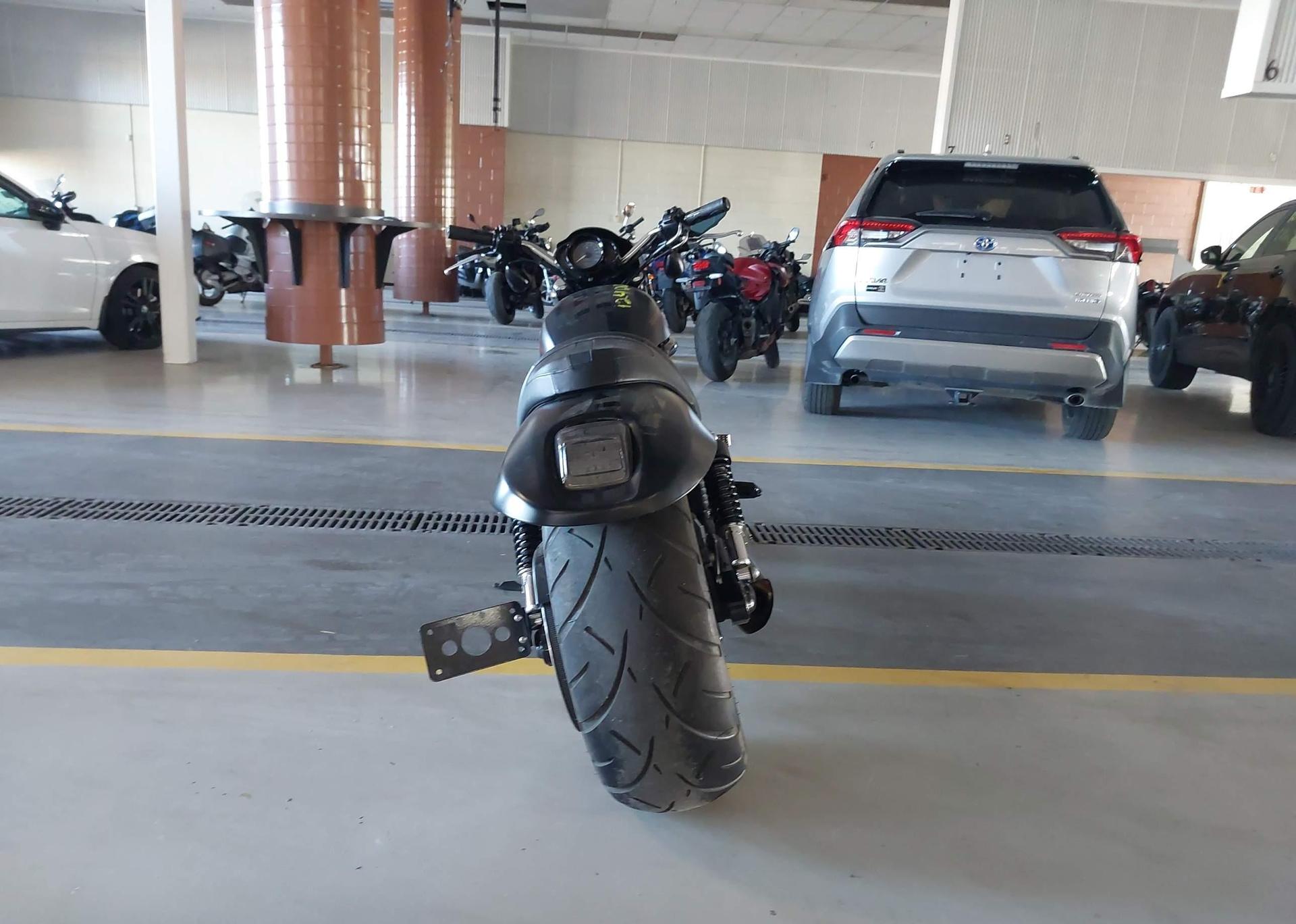 2009 HARLEY-DAVIDSON VRSCDX