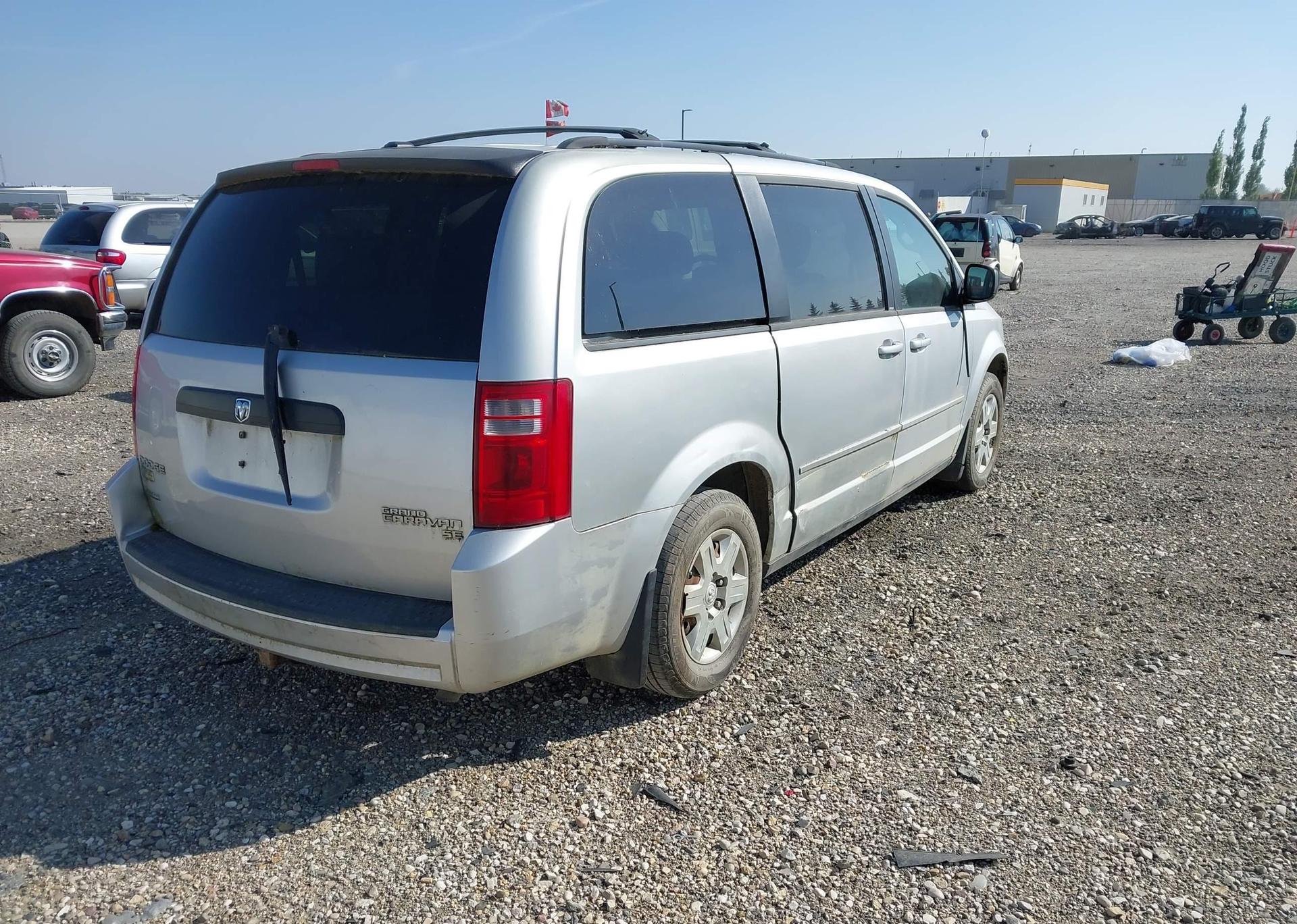 2010 DODGE GRAND CARAVAN SE