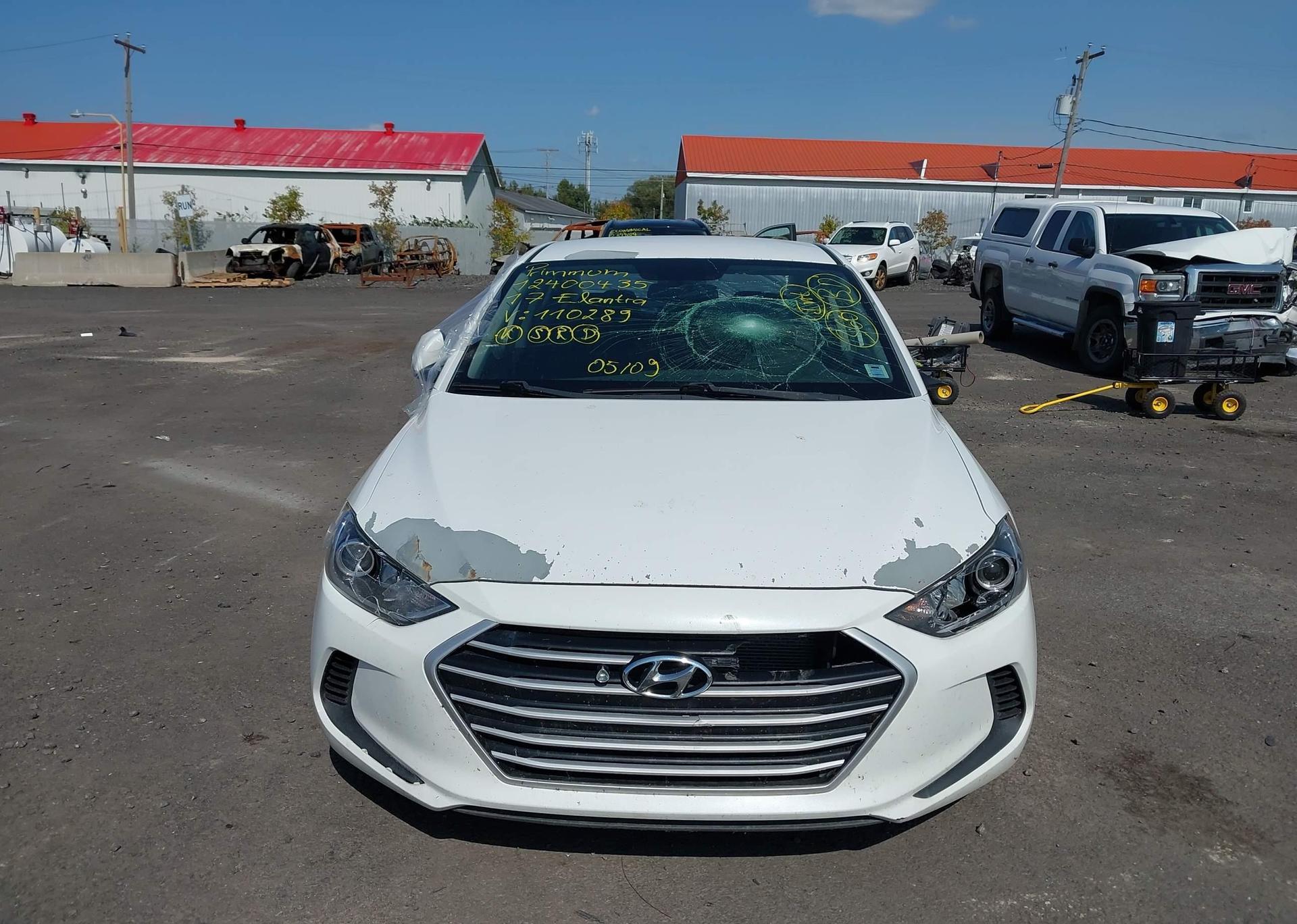 2017 HYUNDAI ELANTRA LE