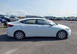 2017 HYUNDAI ELANTRA LE