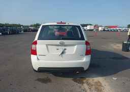 2009 KIA RONDO