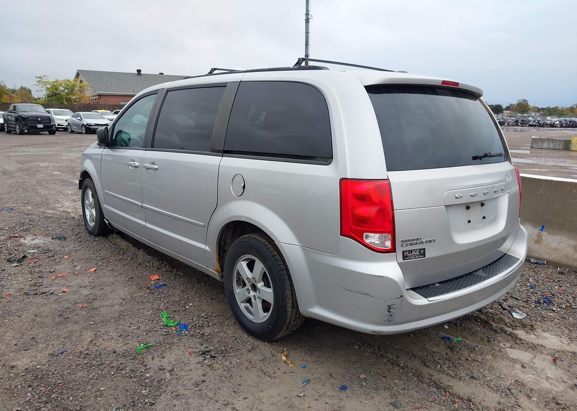 2011 DODGE GRAND CARAVAN SE