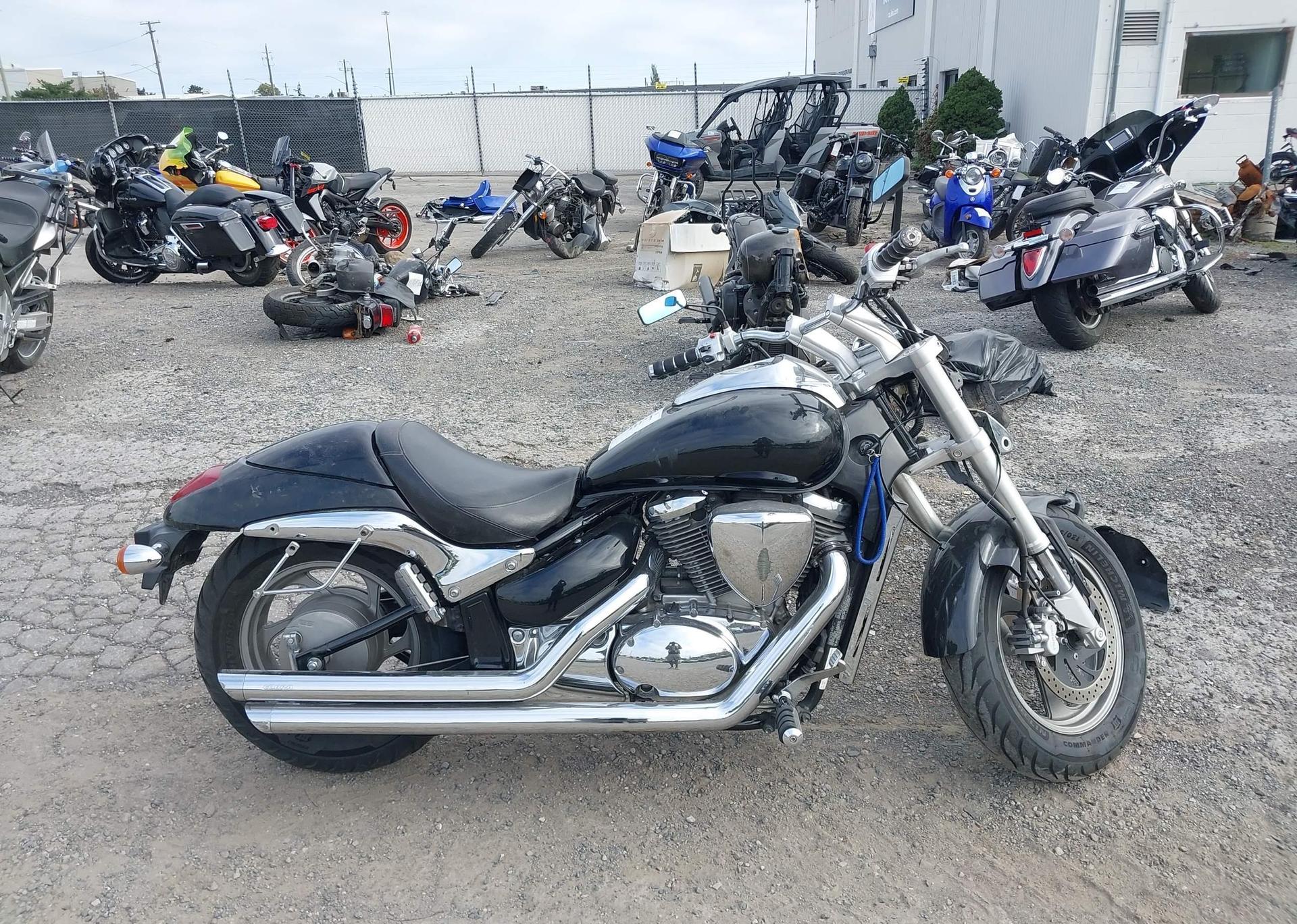 2012 SUZUKI VZ800