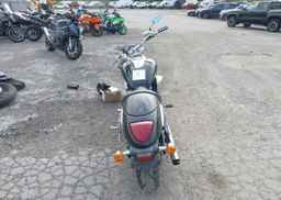 2012 SUZUKI VZ800