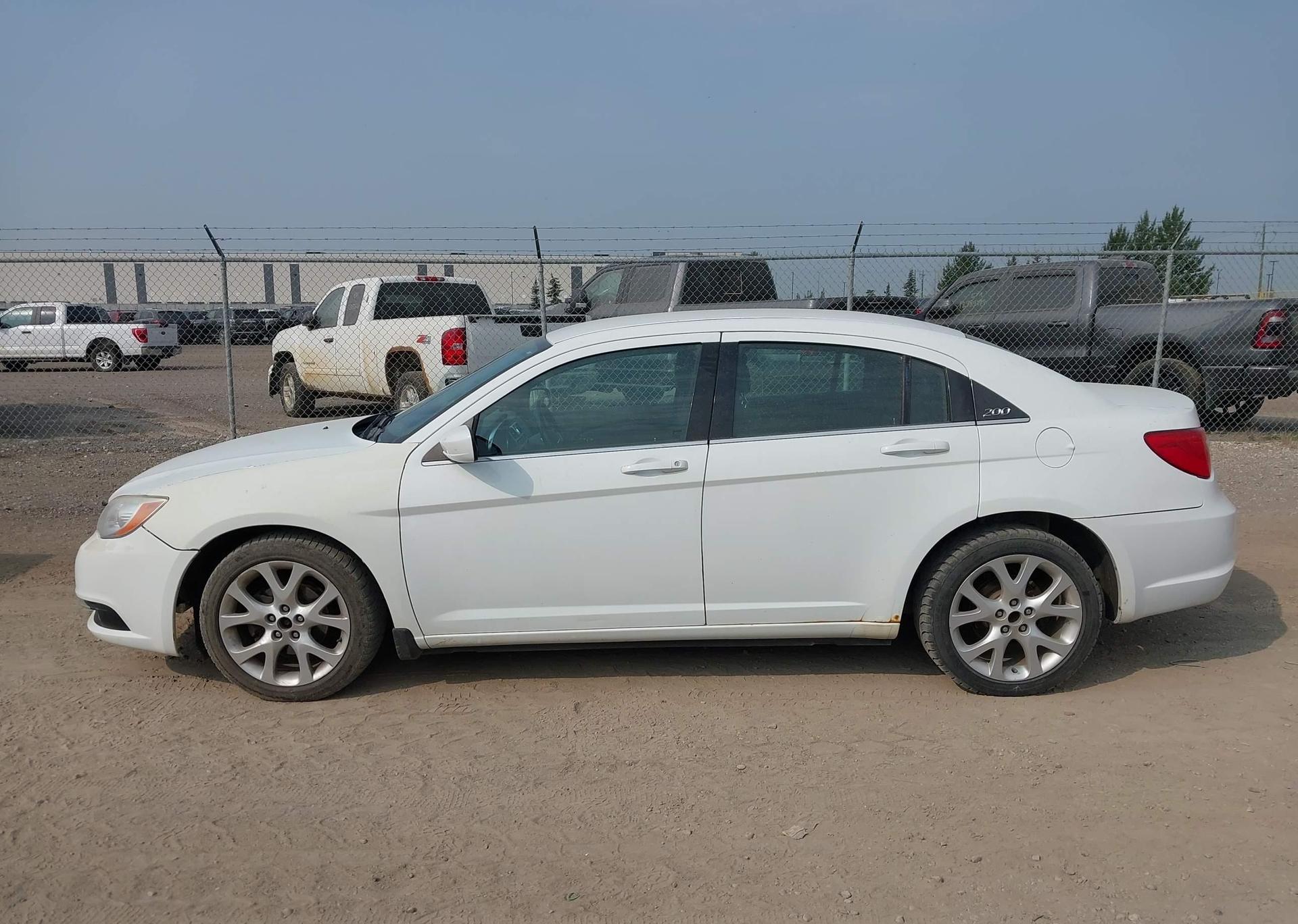 2013 CHRYSLER 200 TOURING