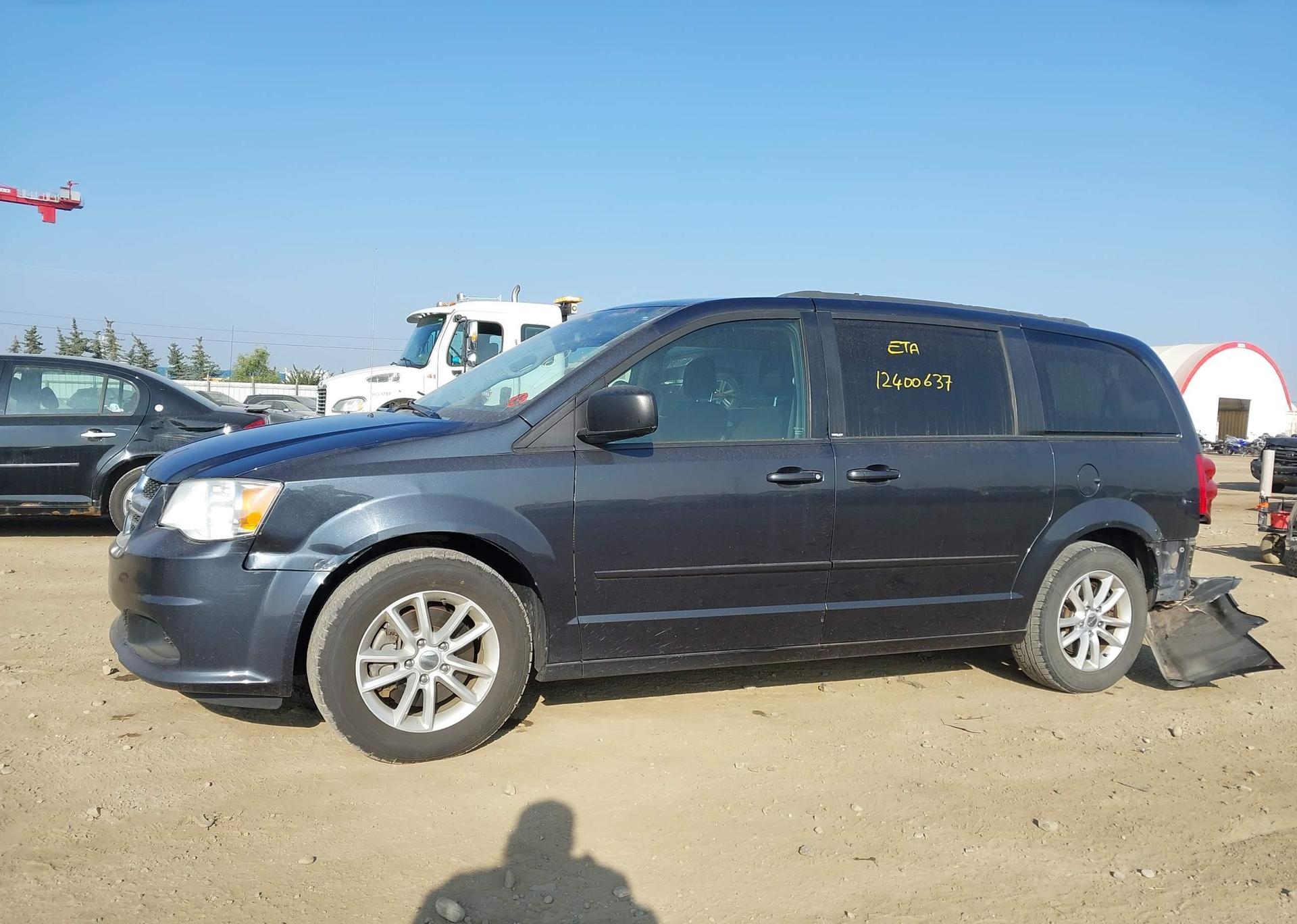 2013 DODGE GRAND CARAVAN SE