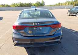 2023 KIA FORTE LX