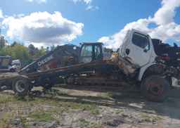 2020 FREIGHTLINER M2 106
