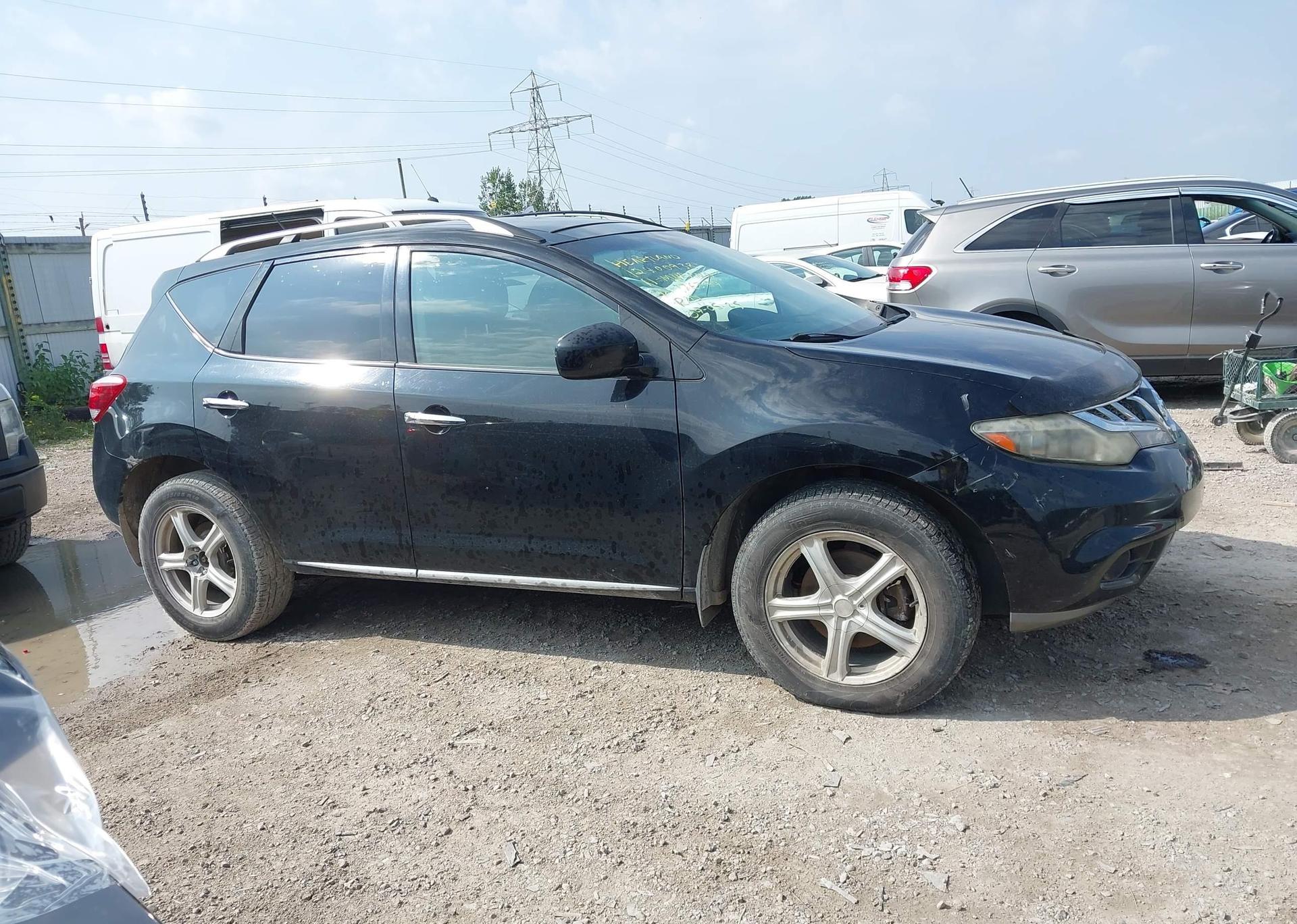 2011 NISSAN MURANO LE