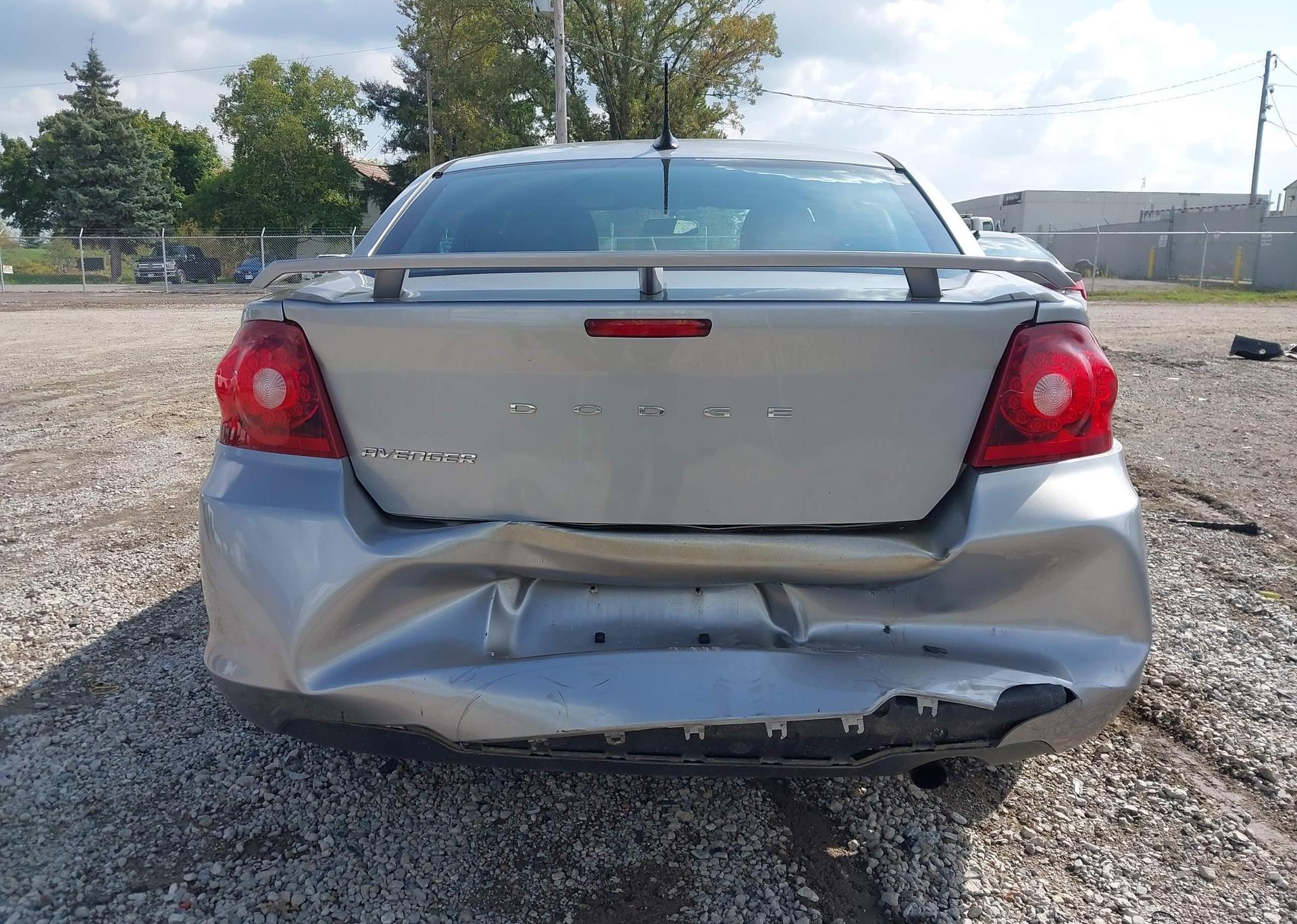 2013 DODGE AVENGER