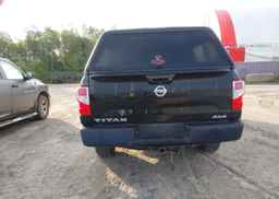 2018 NISSAN TITAN PLATINUM