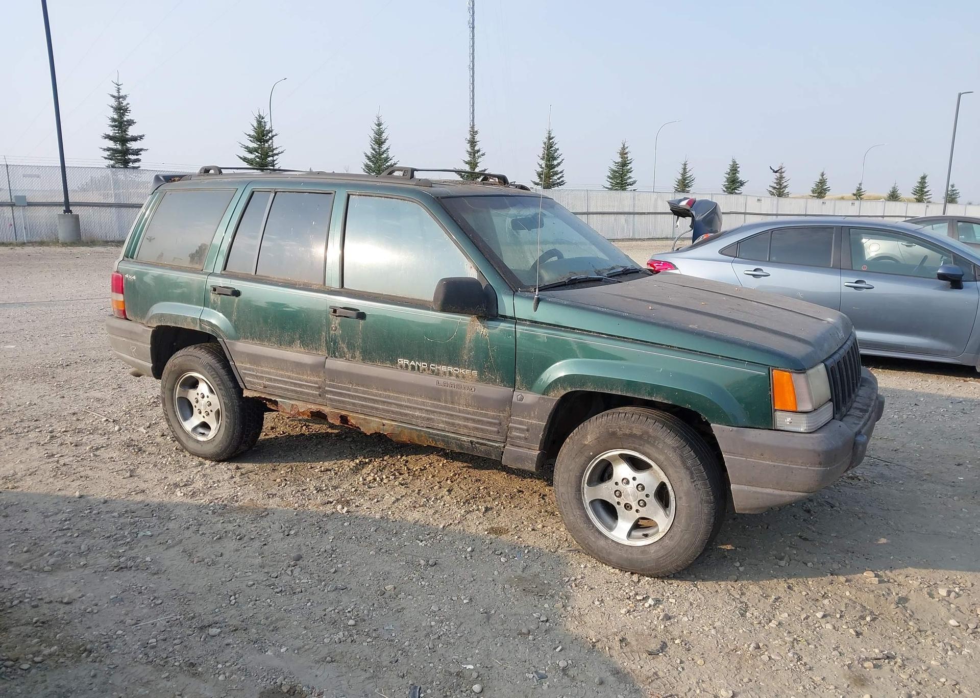 1997 JEEP GRAND CHEROKEE LAREDO