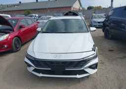 2024 HYUNDAI ELANTRA