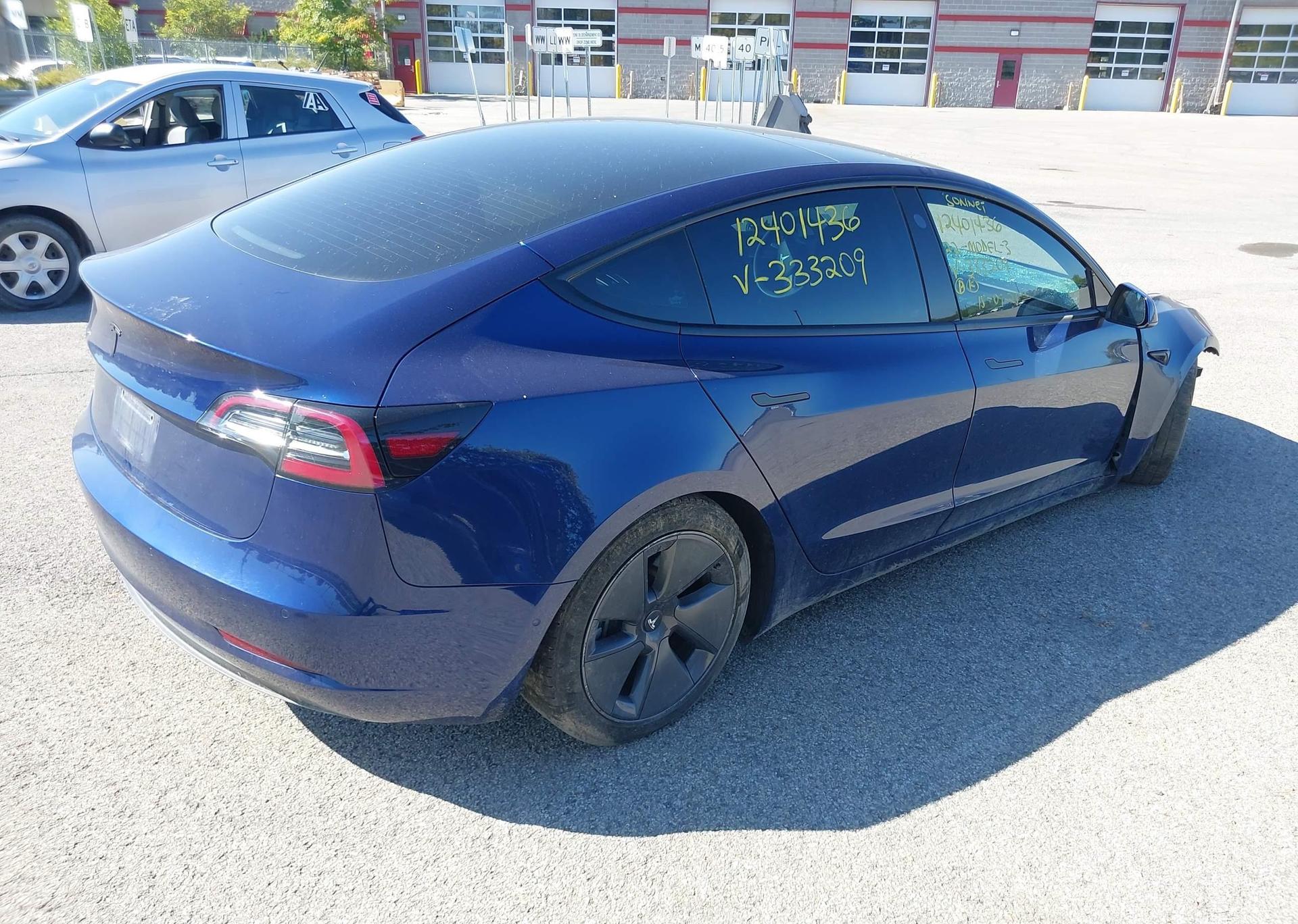 2022 TESLA MODEL 3 RWD