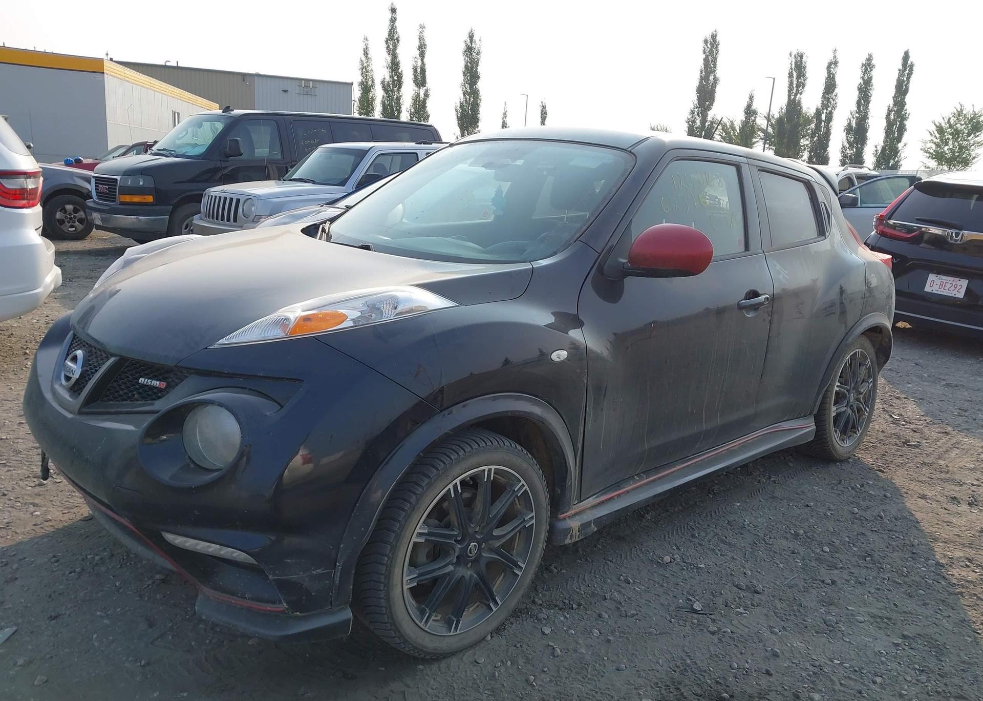 2014 NISSAN JUKE S