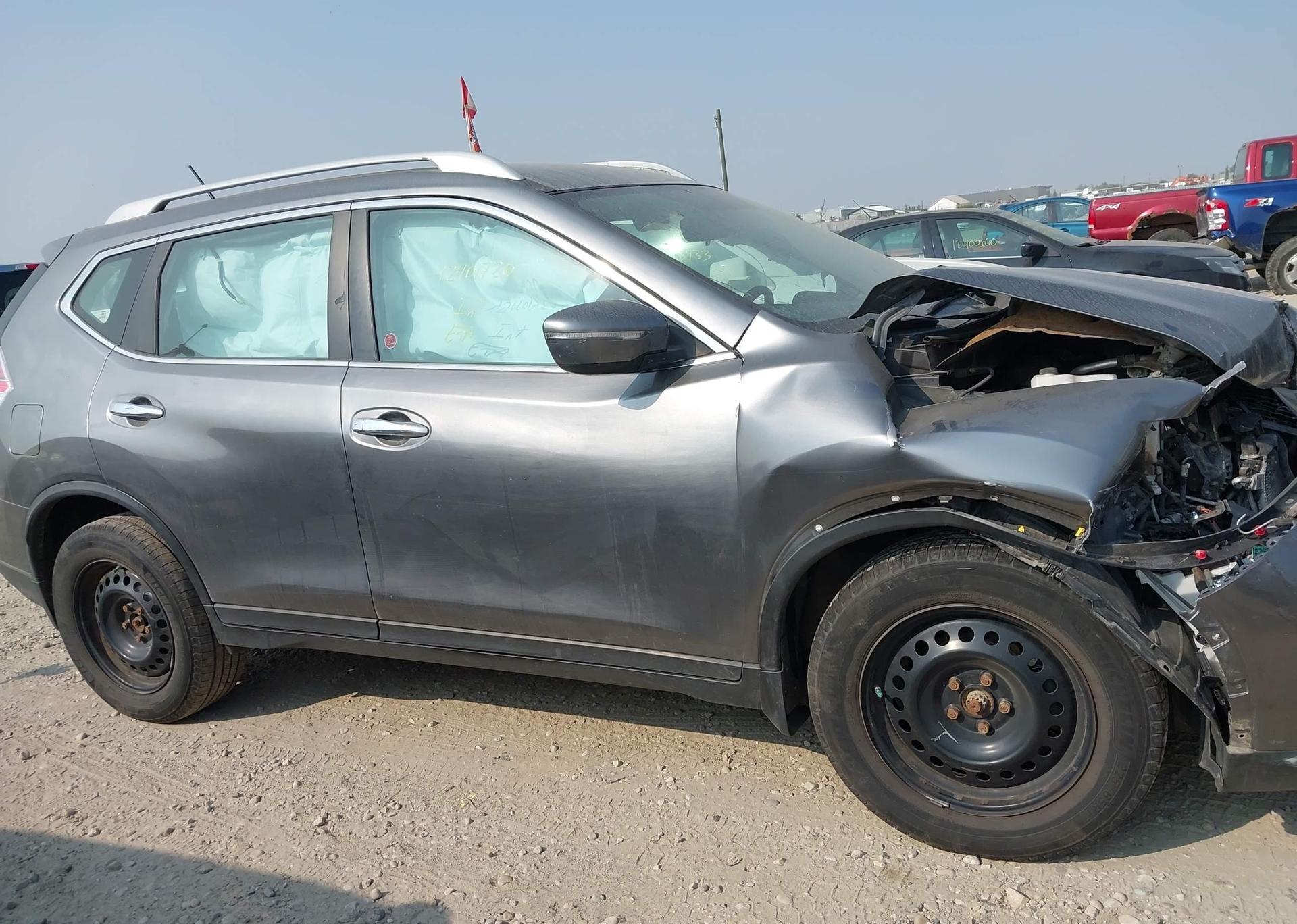 2014 NISSAN ROGUE S