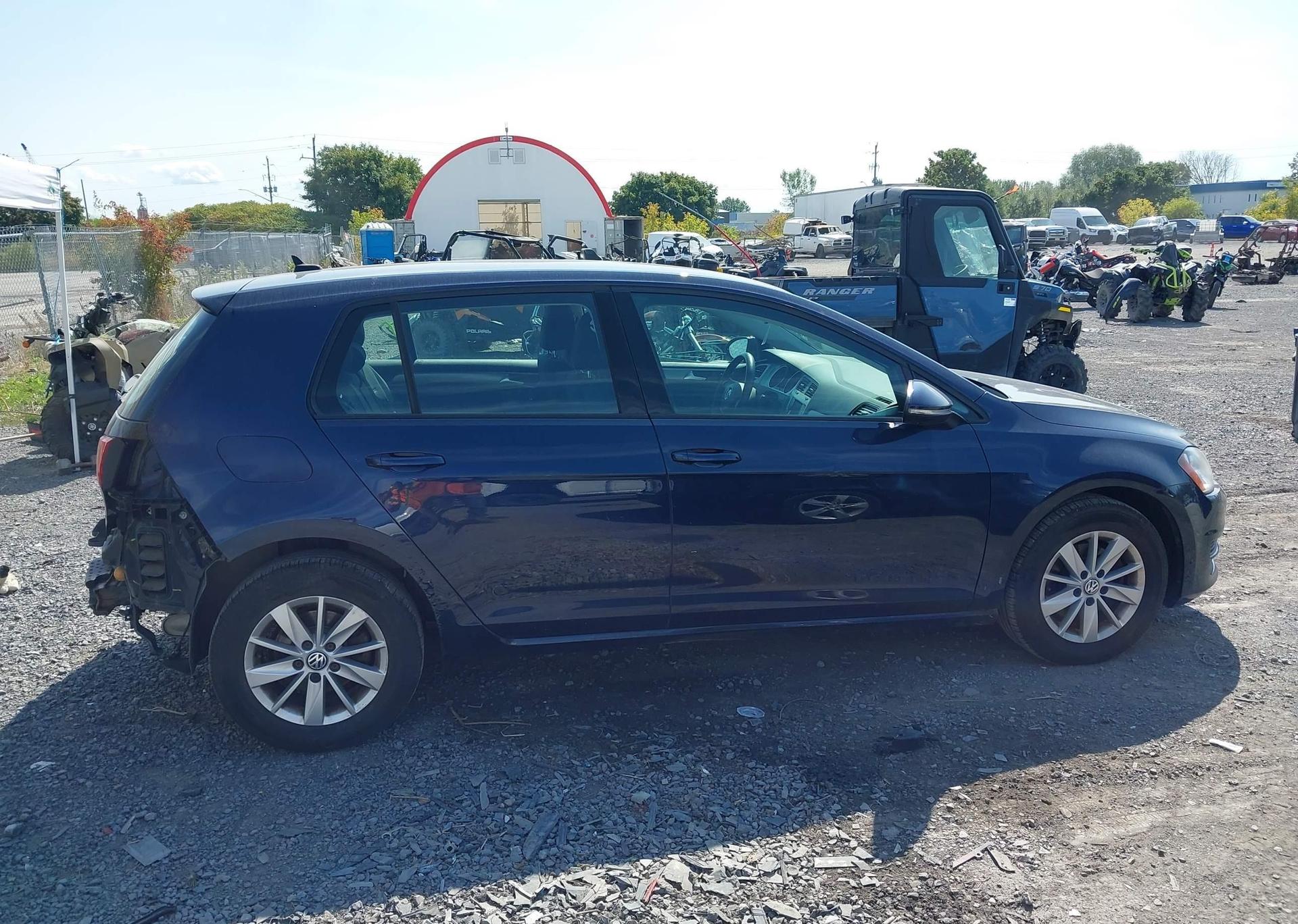 2015 VOLKSWAGEN GOLF