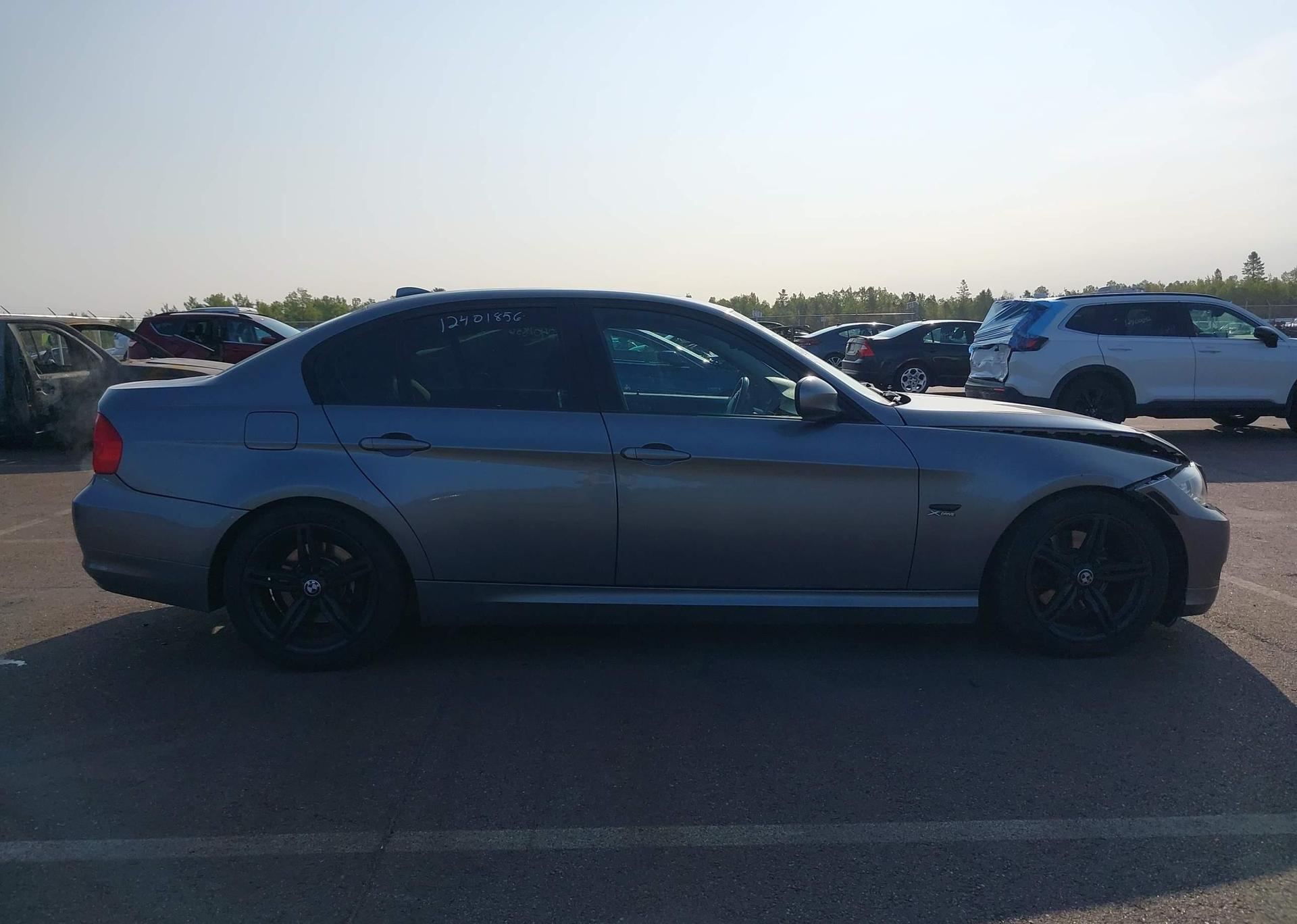 2011 BMW 3 SERIES