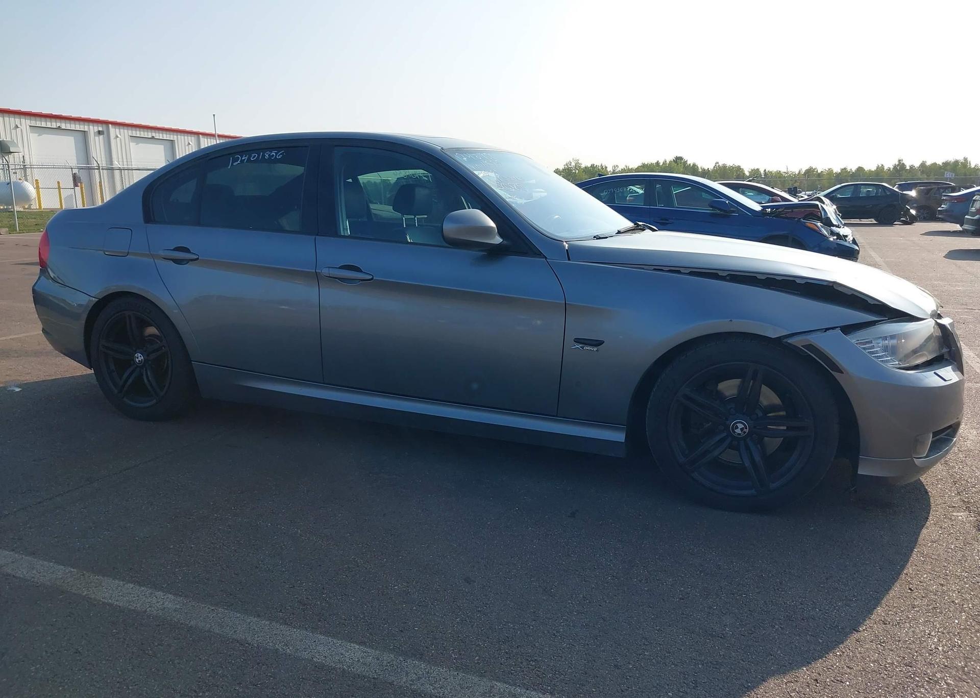 2011 BMW 3 SERIES