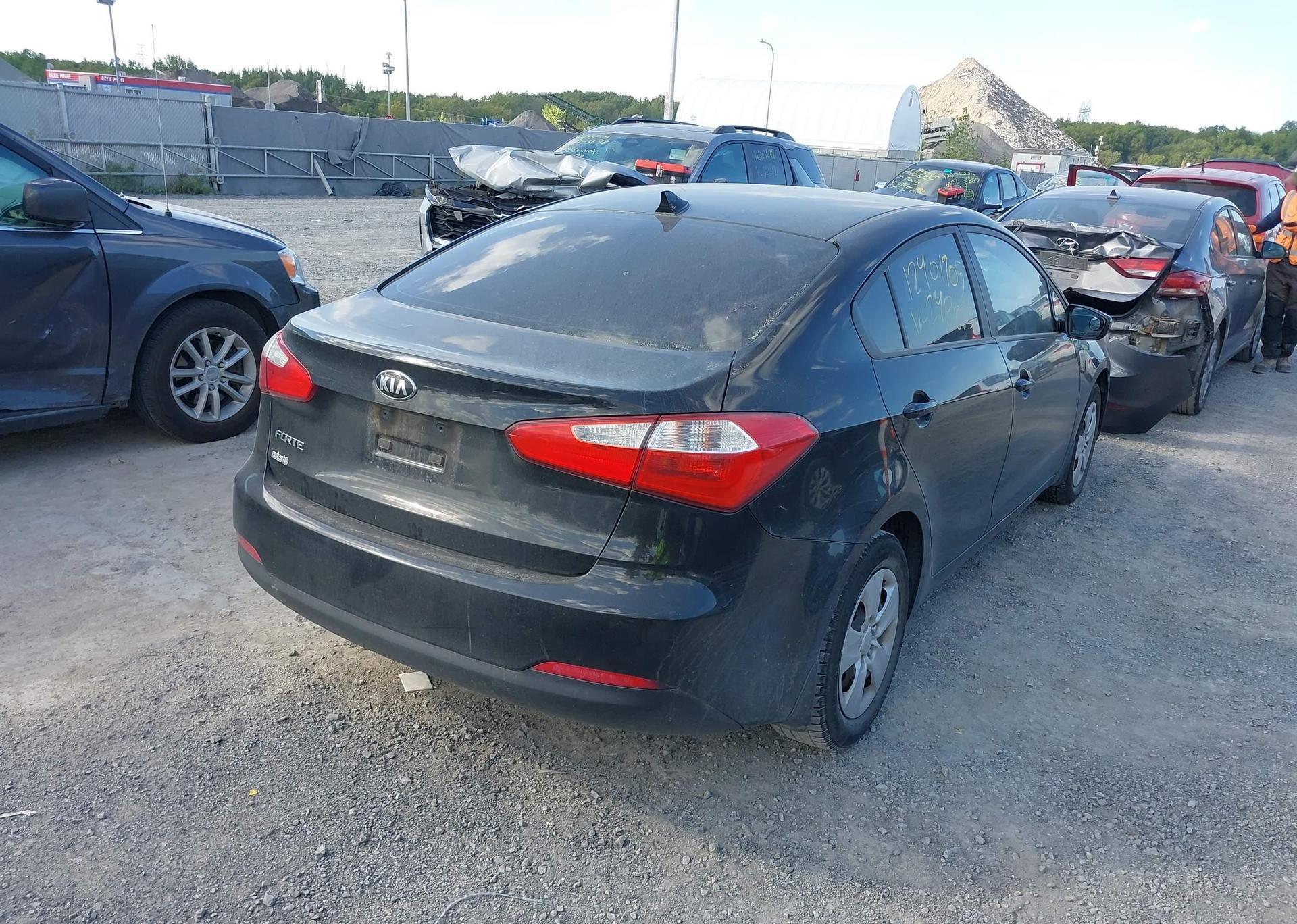 2014 KIA FORTE LX