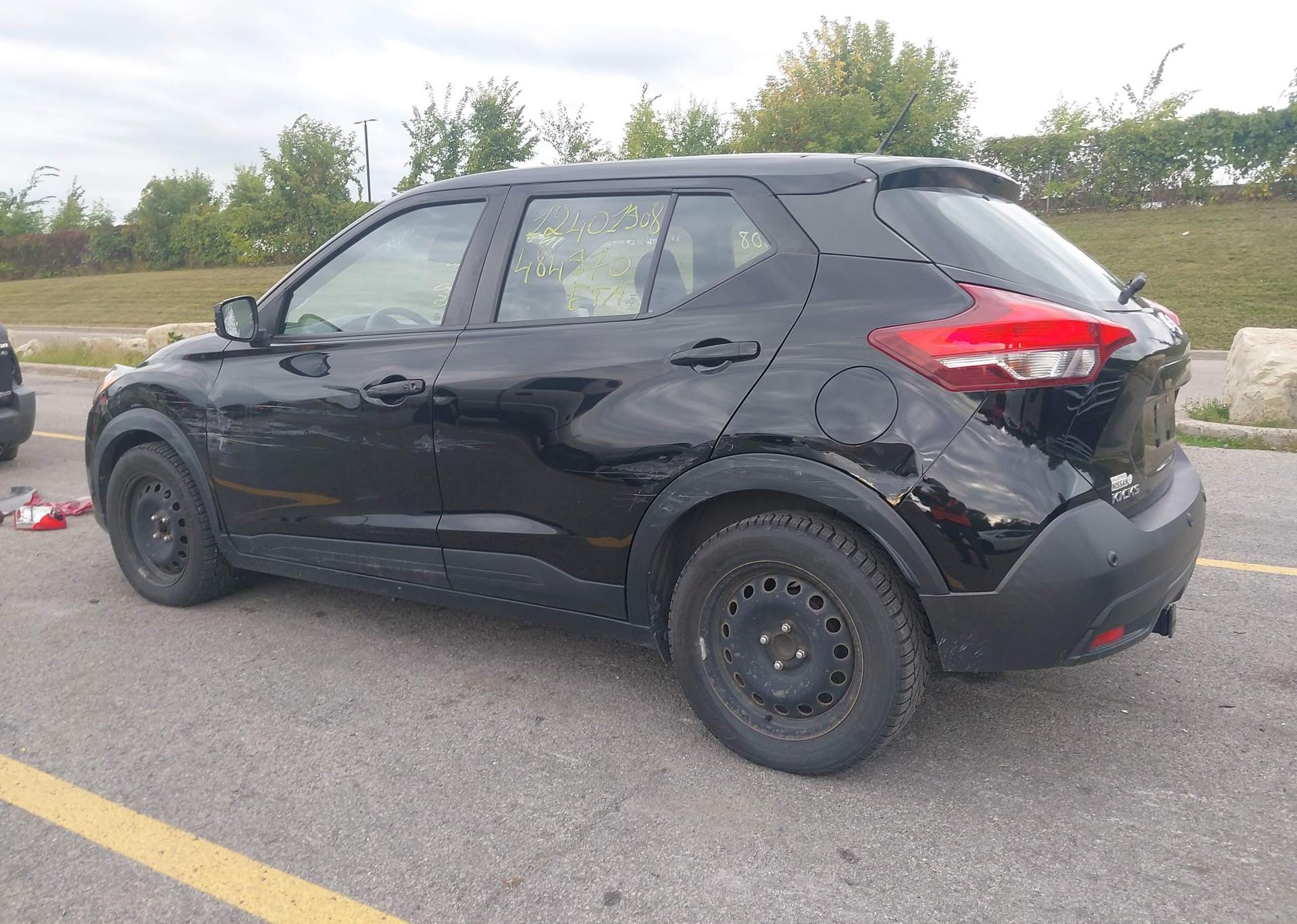 2020 NISSAN KICKS