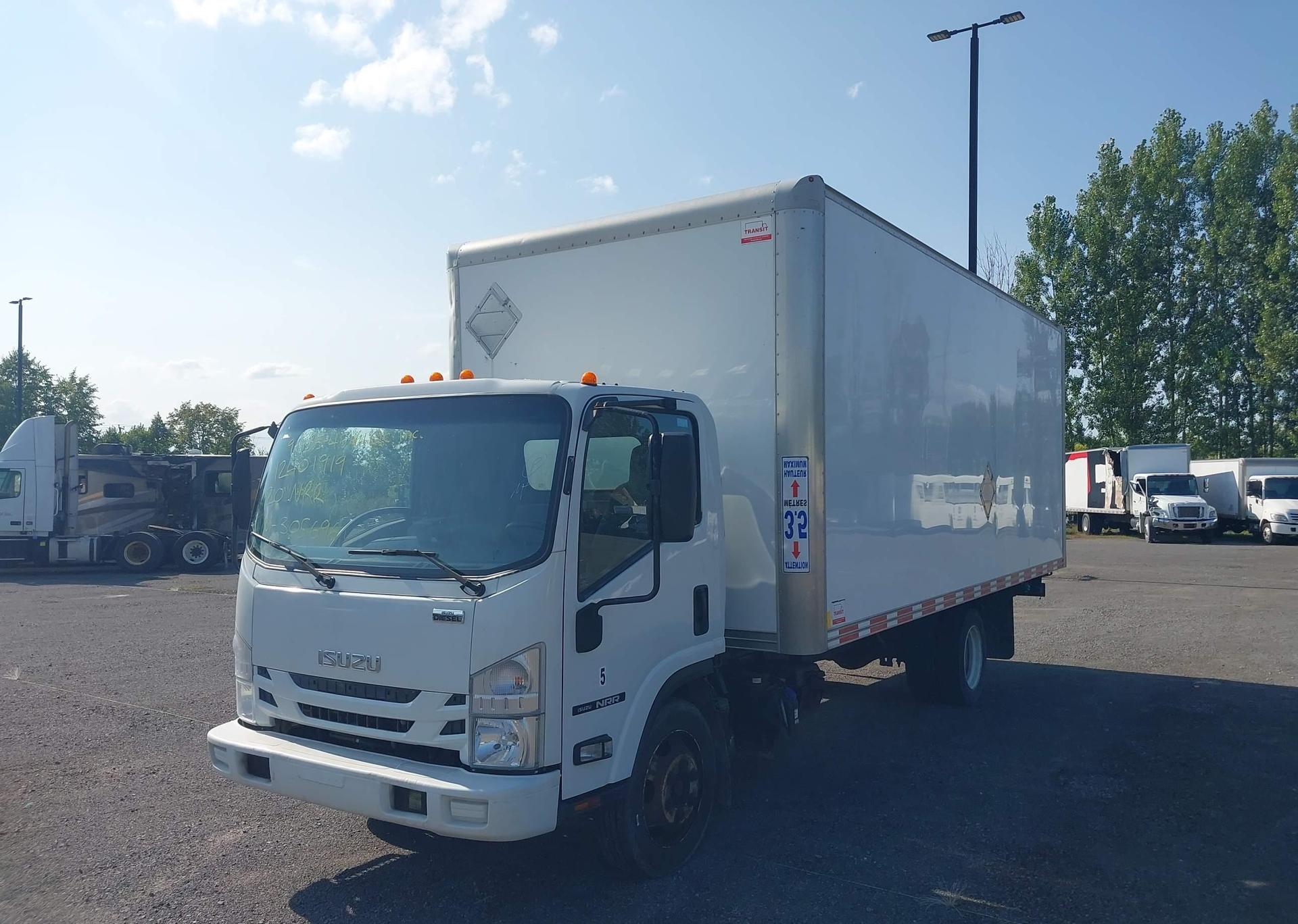 2020 ISUZU NRR