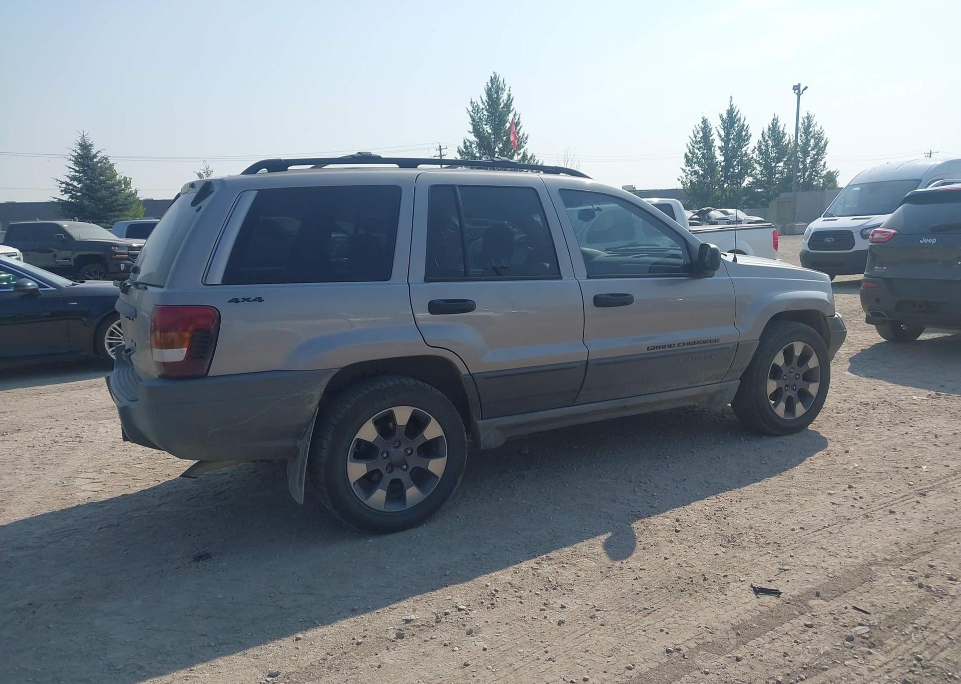 2001 JEEP GRAND CHEROKEE LAREDO