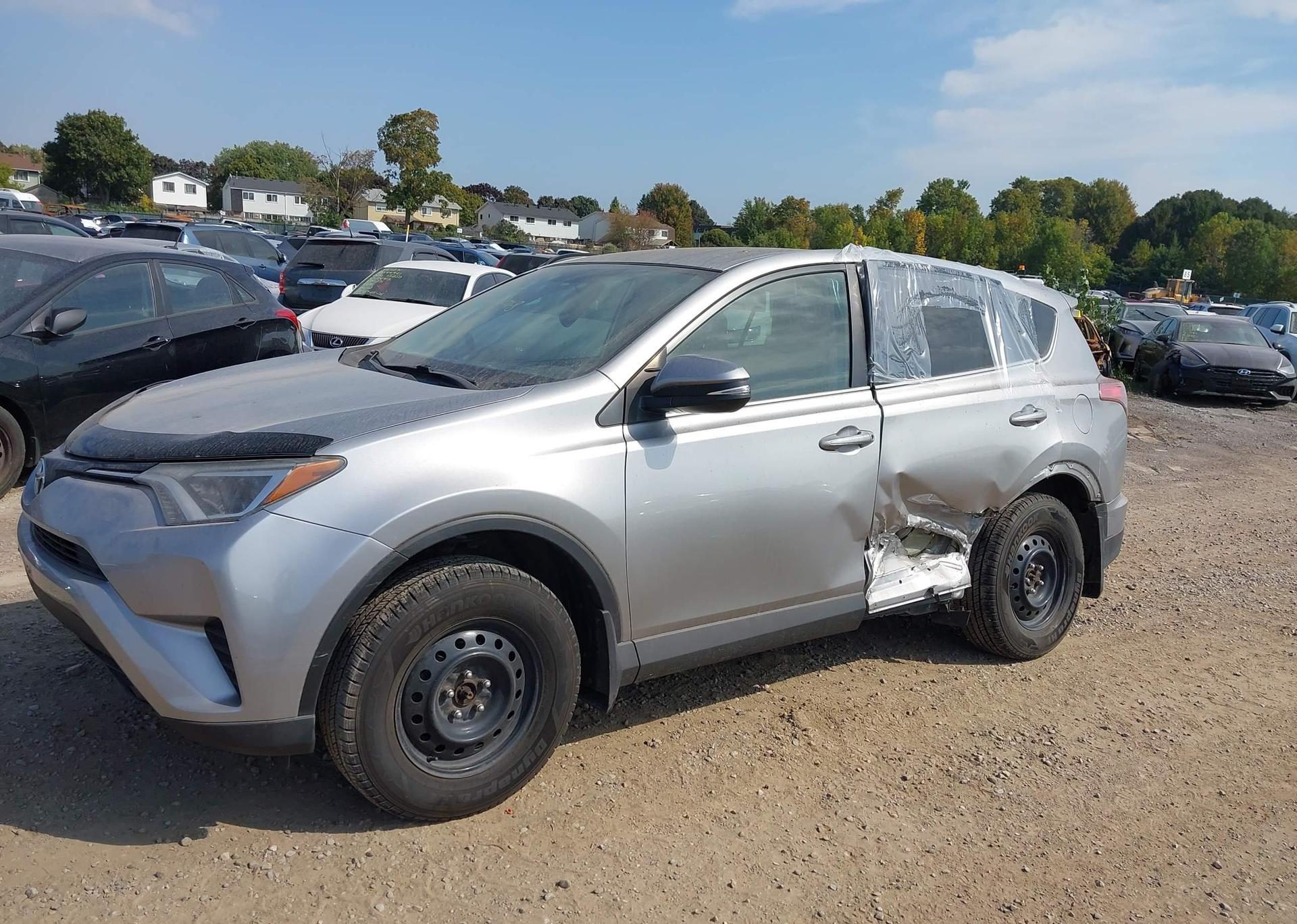 2016 TOYOTA RAV4 LE