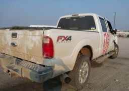 2015 FORD F-350 LARIAT